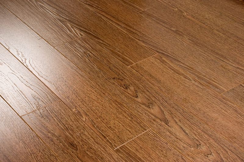 Brushed wood. Экофлоринг ламинат береза. Ламинат Ecoflooring Chateau Basic дуб Пикардия 6139 12 мм. Ламинат для телефона. Ламинат 31 класса 7 мм.